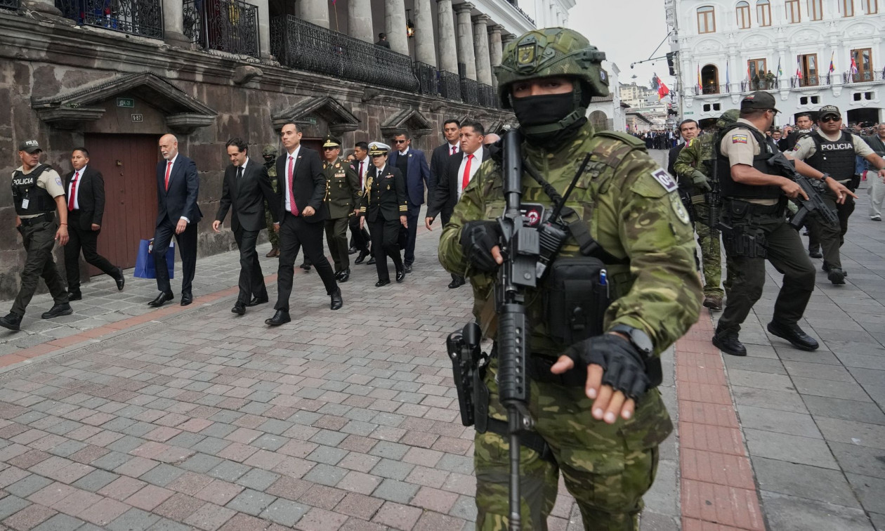 Ισημερινός: 10.000 στρατιώτες στην μάχη κατά των συμμοριών