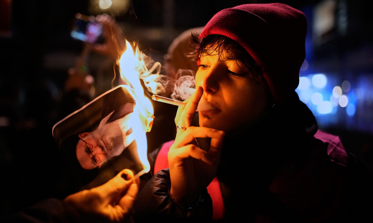 Ιράν: «Μεγάλος αδελφός» για το ίντερνετ – Διαδηλώσεις και επεισόδια στο Λονδίνο