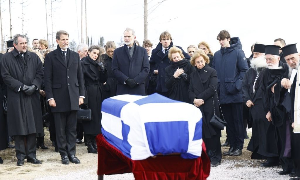 Το τελευταίο «αντίο» στην τέως Πριγκίπισσα Ειρήνη – Στην η βασιλική οικογένεια της Ισπανίας