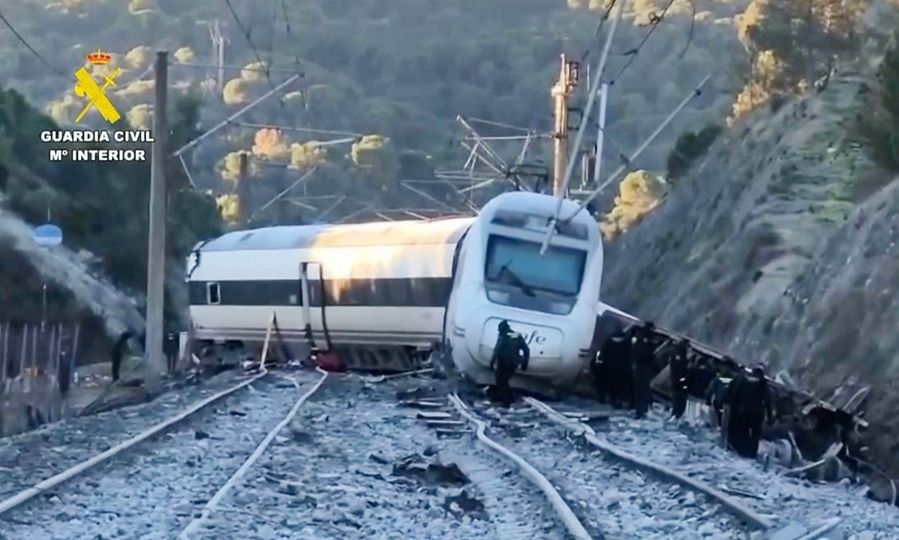 Explainer: Τι γνωρίζουμε μέχρι στιγμής για το σιδηροδρομικό δυστύχημα στην Ισπανία;