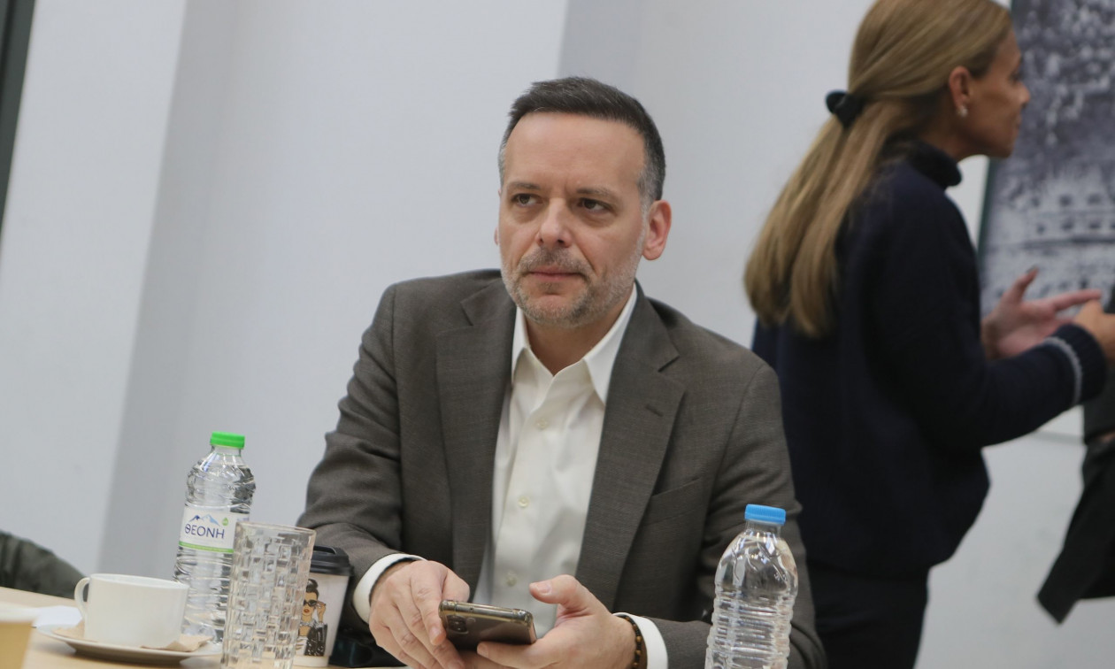 Δούκας αποδομεί Ανδρουλάκη: Η στρατηγική του ΠΑΣΟΚ απέτυχε