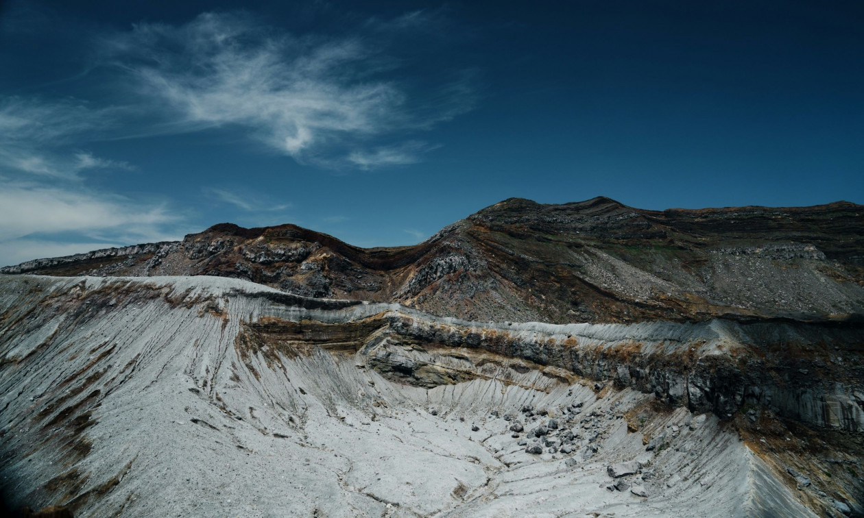 Ιαπωνία: Τουριστικό ελικόπτερο αγνοείται κοντά σε ηφαίστειο