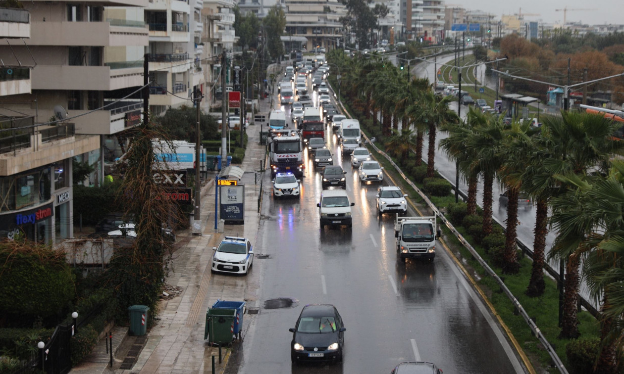 Κακοκαιρία: Σε επιφυλακή η ΕΛ.ΑΣ. – Σε ισχύ κυκλοφοριακές ρυθμίσεις