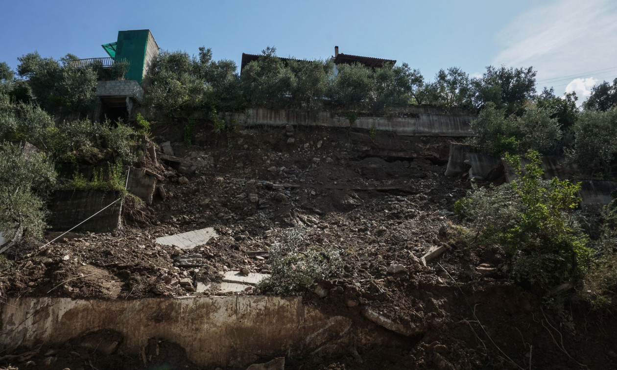 Μαγνησία: Έπεσε βράχος στην Τσαγκαράδα – Κατολισθήσεις στην Άφησσο