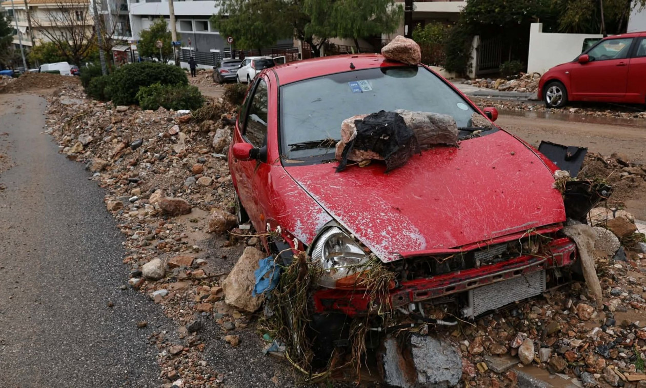 Τσατραφύλλιας για κακοκαιρία: «Κλιματική ή εγκληματική κρίση»; – Η εξήγησή του για τις πλημμύρες