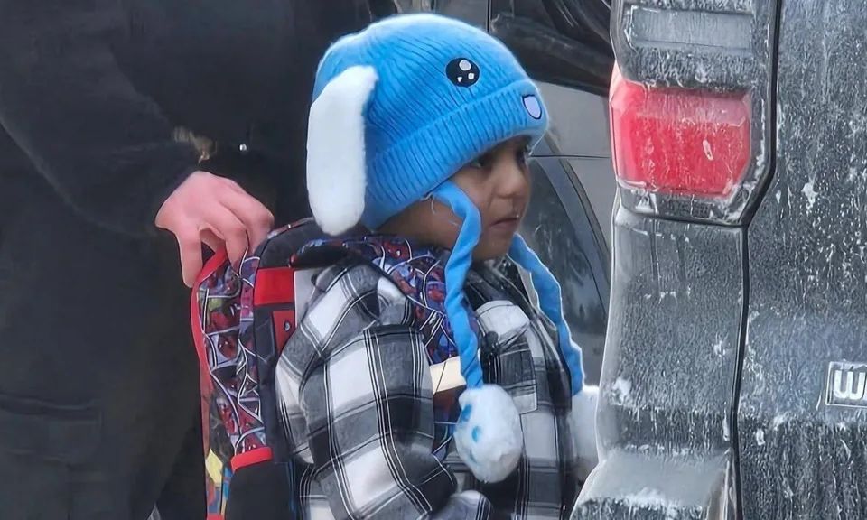 Μινεάπολη: Πράκτορες της ICE συνέλαβαν 5χρονο αγόρι – Συνολικά έχουν συλληφθεί τέσσερα παιδιά