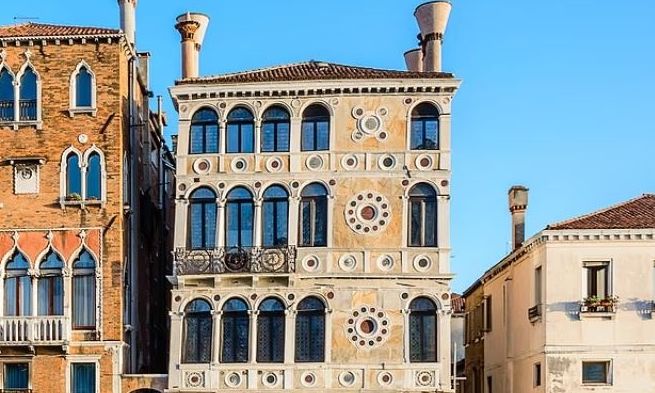 Bενετία: «Καταραμένο» παλάτι του 15ου αιώνα βγήκε στο σφυρί για 20 εκατομμύρια ευρώ