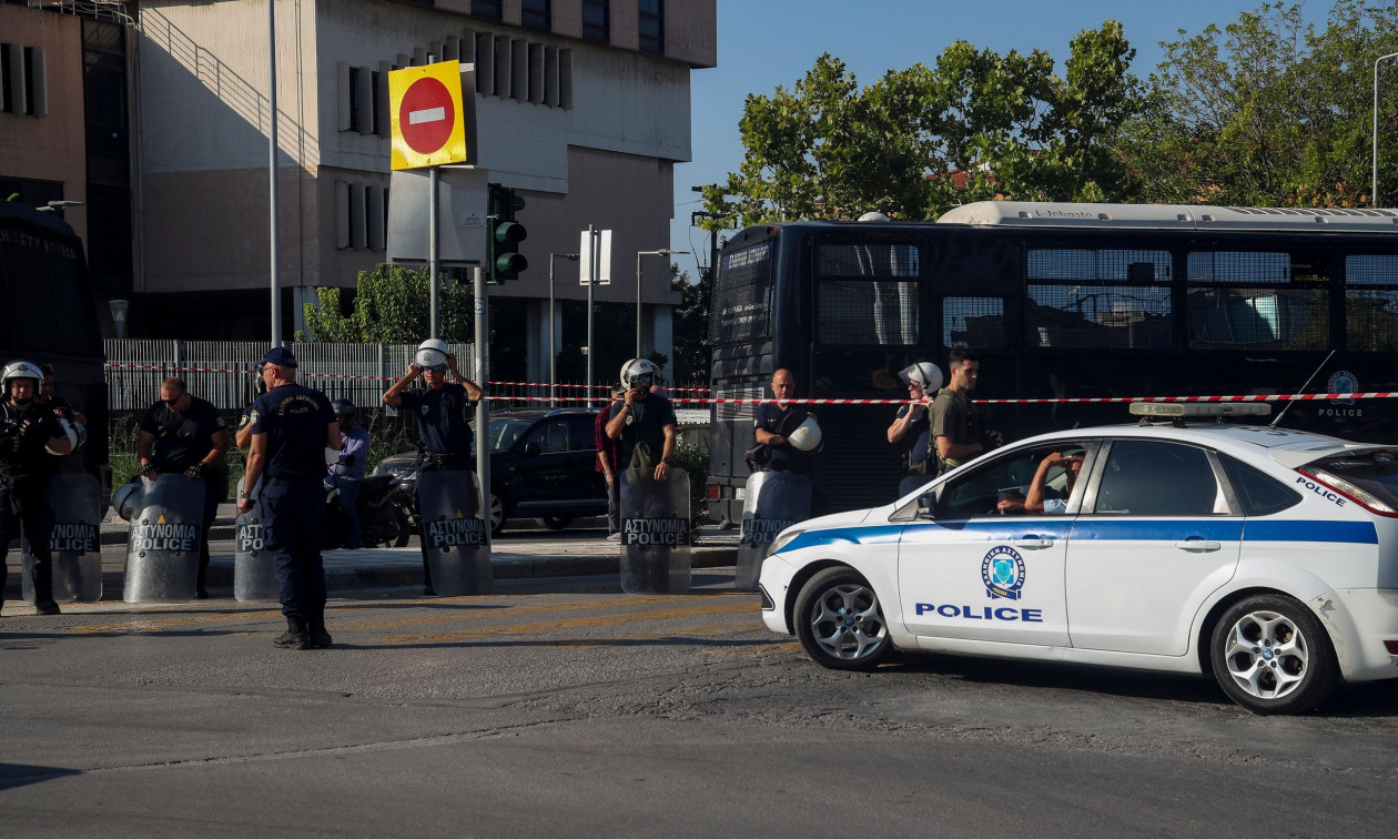 Θεσσαλονίκη: Συνελήφθη 25χρονος που οδηγούσε ανάποδα για να αποφύγει αστυνομικό έλεγχο