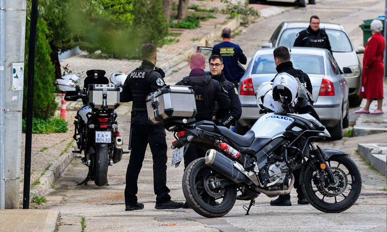 Γλυφάδα: Με το νόμο Παρασκευόπουλου ήταν ελεύθερος ο πατροκτόνος – Σκότωσε το 2014 και τη μητέρα του