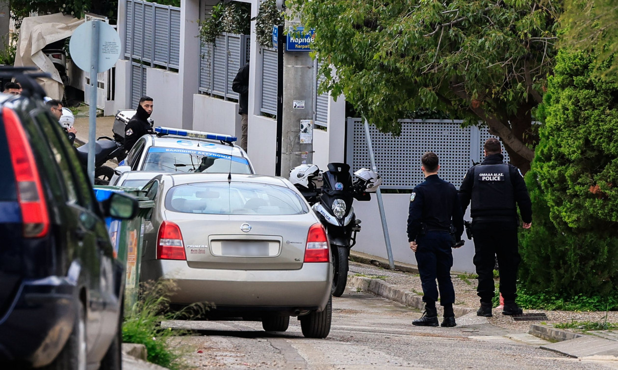 Γλυφάδα: Με εκκλησιαστικούς ύμνους δολοφόνησε τον πατέρα του για να μην ακούγονται οι κραυγές