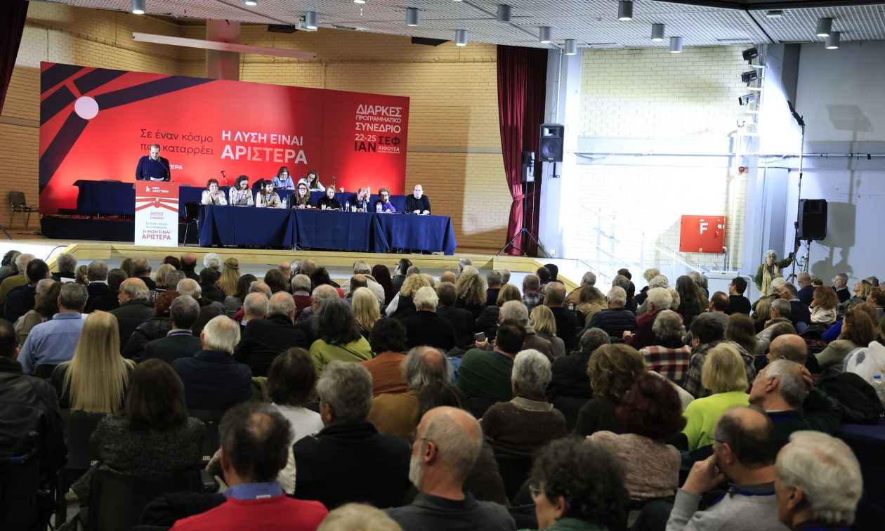 Λευκός καπνός στη ΝΕΑΡ: Απεφεύχθη «στο παρά ένα» η ρήξη ανάμεσα σε Χαρίτση – Σακελλαρίδη