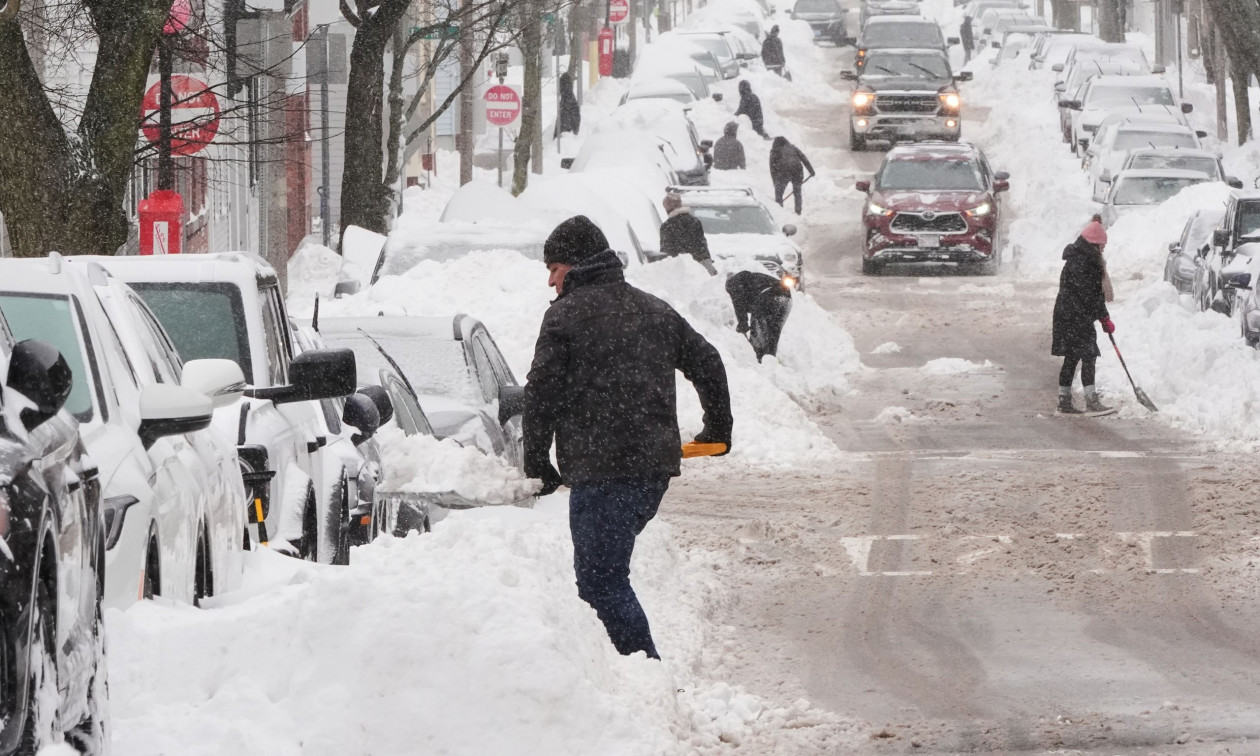Τουλάχιστον 20 νεκροί από τη χειμερινή καταιγίδα στις ΗΠΑ: Τα χιόνια φεύγουν, το ψύχος επιμένει