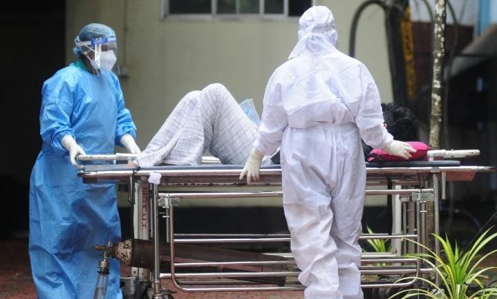 Συναγερμός ΠΟΥ για το ξέσπασμα του ιού Nipah στην Ινδία – Τι είναι και πώς μεταδίδεται