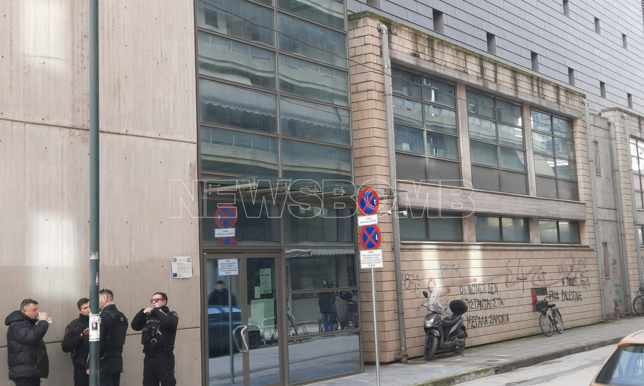 Δείτε  live – Στον εισαγγελέα ο ιδιοκτήτης της «Βιολάντα» και οι άλλοι δύο κατηγορούμενοι