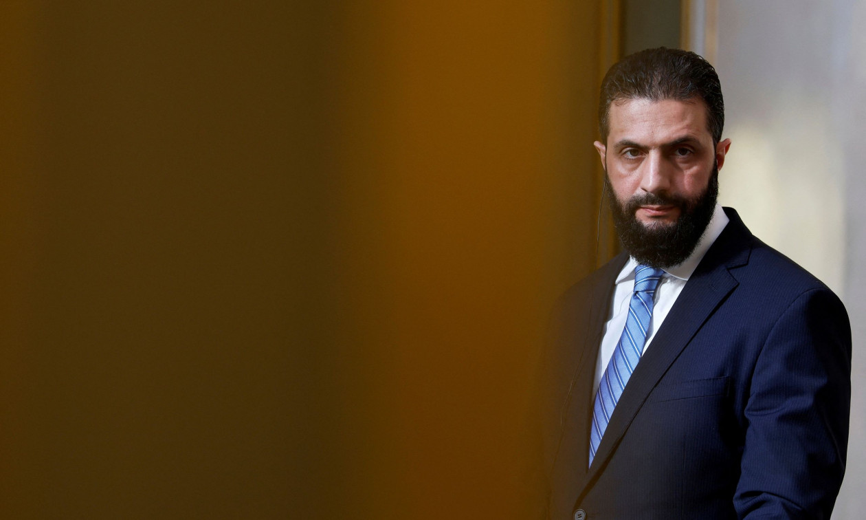 Μνήμες «Ισλαμικού Κράτους» στη Συρία: Η κυβέρνηση Σαραά απαγόρευσε το make up στις γυναίκες