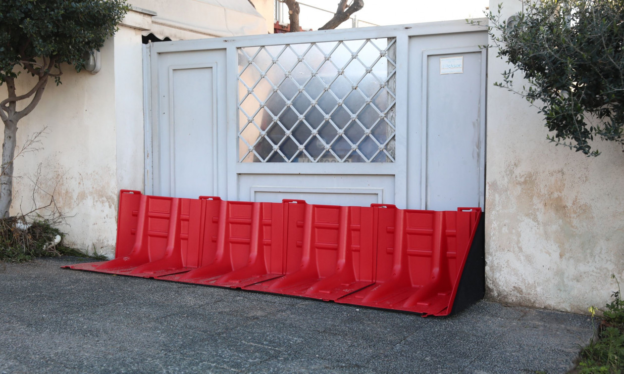 Κακοκαιρία Kristin: Σε κατάσταση επιφυλακής η Γλυφάδα – Πώς προετοιμάζονται οι κάτοικοι