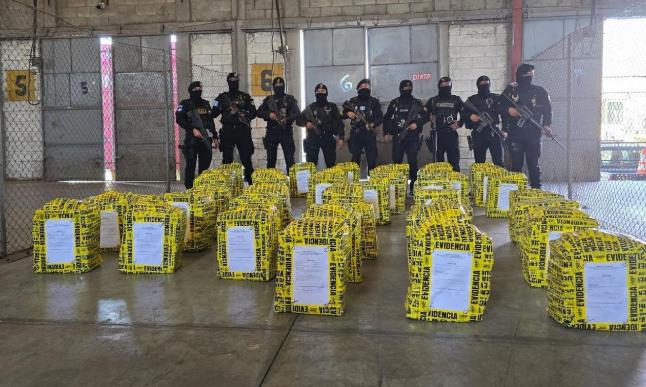 «Ιστορική» κατάσχεση 4,9 τόνων κοκαΐνης στη Γουατεμάλα