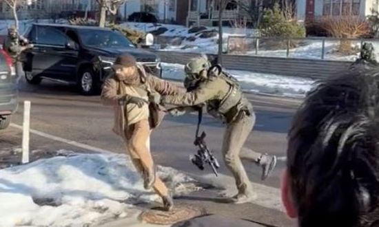 Νέα βίντεο από τη Μινεάπολη: Ο Άλεξ Πρέτι είχε συγκρουστεί με την ΙCE πριν τη δολοφονία του