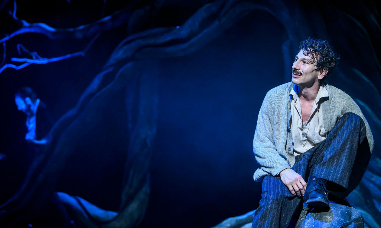 Επίσημη πρεμιέρα για την παράσταση «Ο Φονιάς – Έγκλημα & Αθώωση» στο Δημοτικό Θέατρο Πειραιά