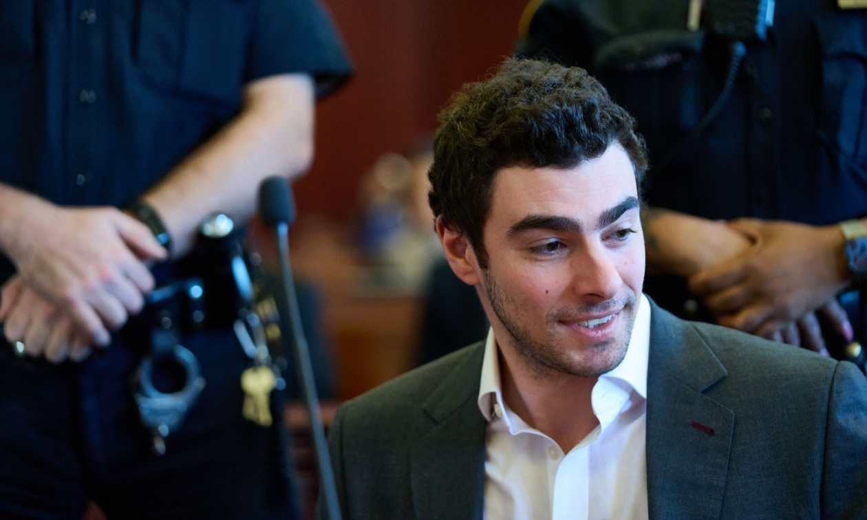 Λουίτζι Μαντζιόνε: Άνδρας που παρίστανε πράκτορα του FBI, πήγε να τον ελευθερώσει με… κόφτη πίτσας