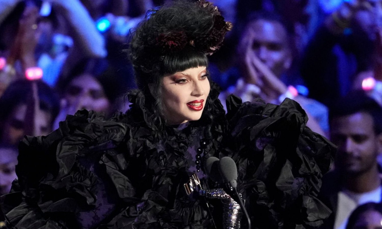 Lady Gaga κατά της ICE: «Αυτό που συμβαίνει είναι απάνθρωπο» – Εύχομαι οι «αρχηγοί» να μας ακούν