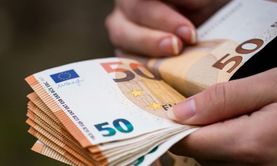 S&P: «Βλέπει» ανάπτυξη 2,3% φέτος – Δυνατά σημεία και αδυναμίες της ελληνικής οικονομίας