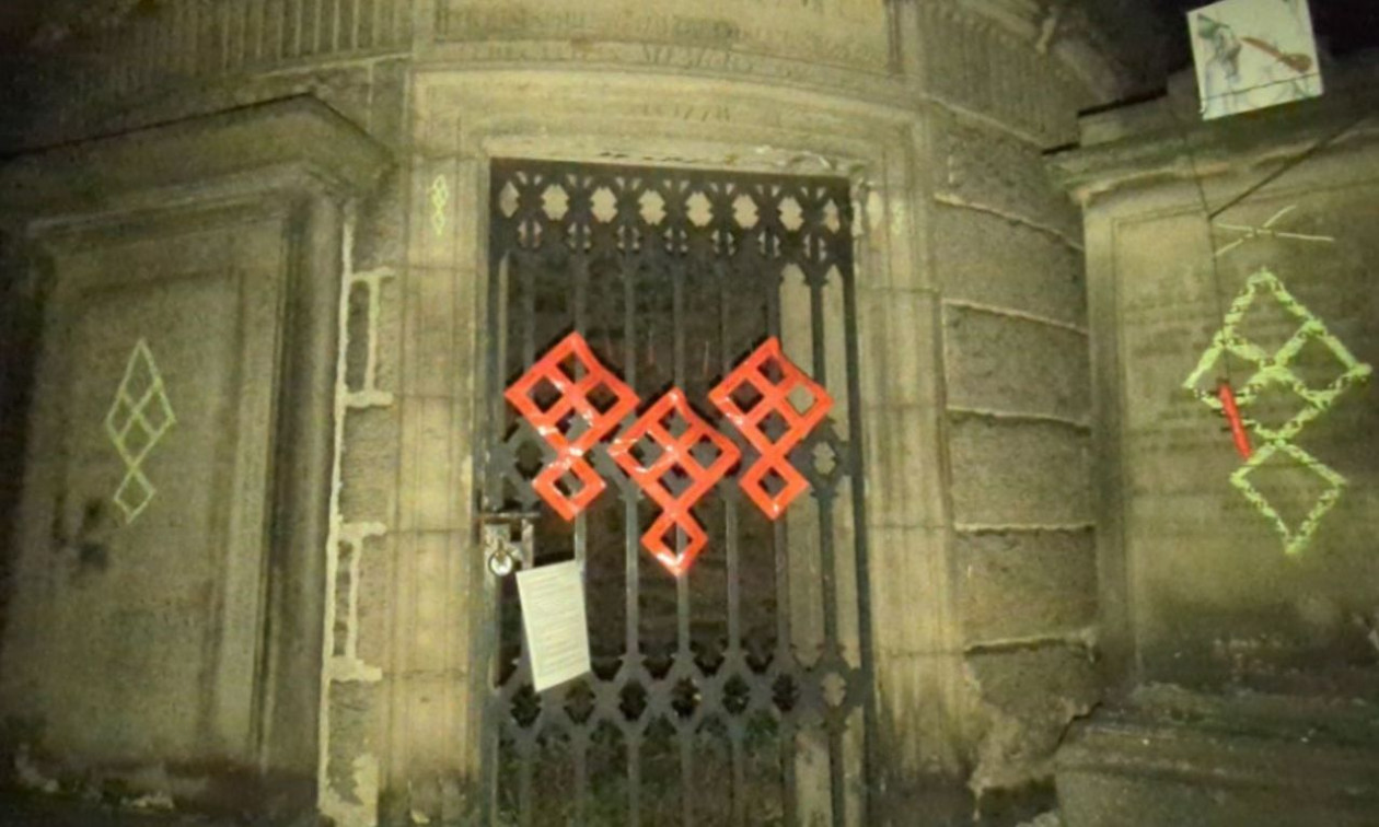 Σατανιστικές τελετές στον τάφο του φιλόσοφου David Hume – Τα σκοτεινά μηνύματα