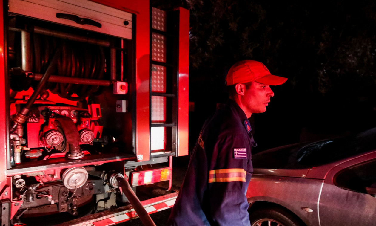 Φωτιά σε σουβλατζίδικο στον Πειραιά