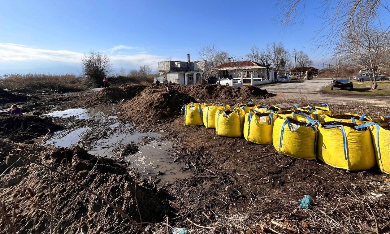 Ρομά καλλιεργούν τα δικά τους λαχανικά σε δημοτικές εκτάσεις σε Σέρρες, Δράμα και Καβάλα