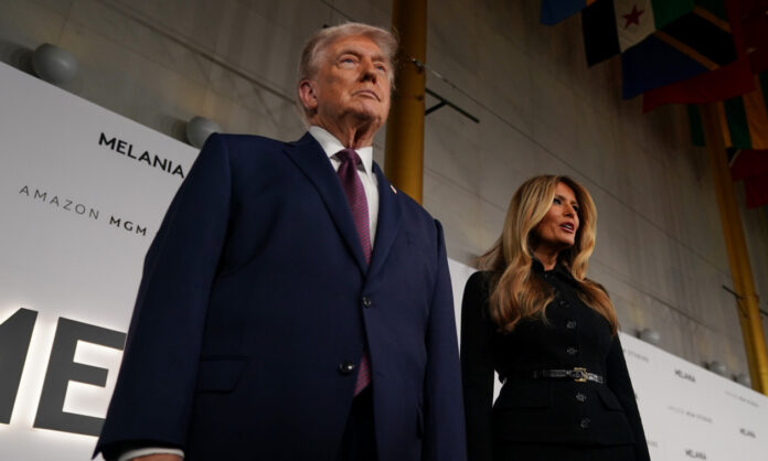 1712239-trump-melania.jpg