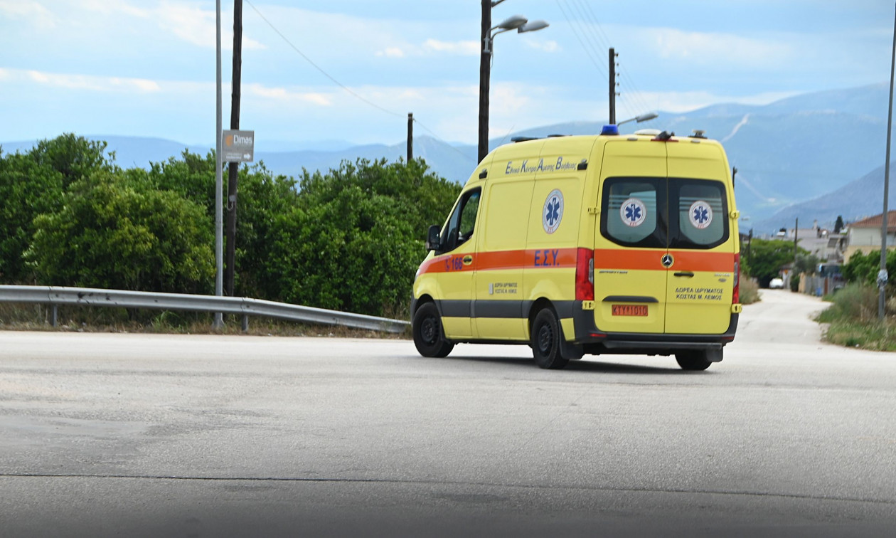 Τροχαίο στη Θεσσαλονίκη: Όχημα προσέκρουσε σε μεταλλικά στηθαία ασφαλείας – Νεκρός 44χρονος