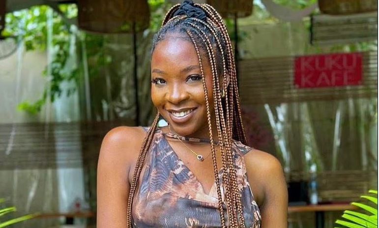 Νιγηρία: Φρικτός θάνατος για πρώην τραγουδίστρια του The Voice – Τη δάγκωσε φίδι στον ύπνο της