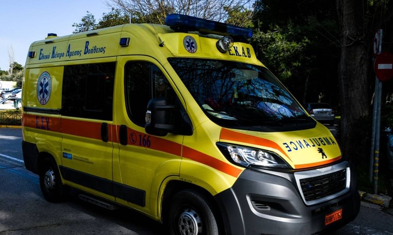 Πάτρα: Αυτοκίνητο παρέσυρε 15χρονο μαθητή – Μεταφέρθηκε στο νοσοκομείο