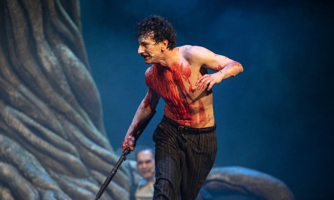 Ιβάνοφ και Φονιάς «σαρώνουν» στο Δημοτικό Θέατρο Πειραιά