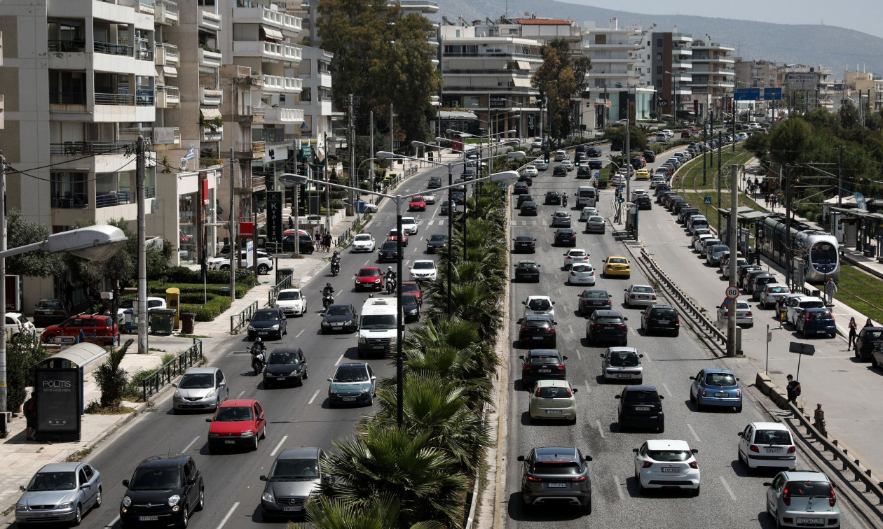 Κυκλοφοριακές ρυθμίσεις από σήμερα στη Λεωφόρο Ποσειδώνος