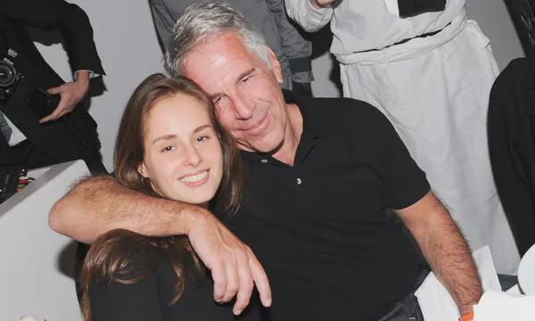 Η αινιγματική Καρίνα Σούλιακ: Ποια είναι Λευκορωσίδα σύντροφος του Επστάιν και κύρια κληρονόμος του