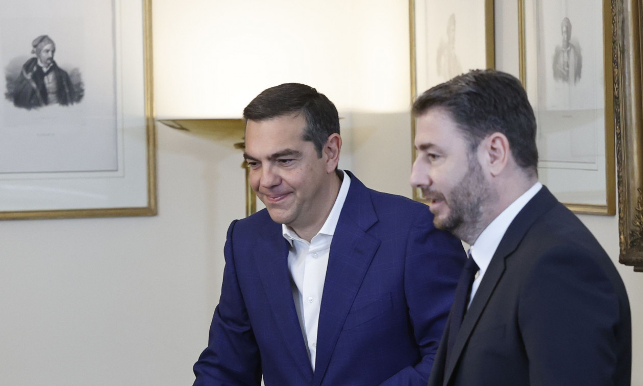 Αγώνας δρόμου μεταξύ ΠΑΣΟΚ και Τσίπρα για τα πρωτεία στη «νέα Διαύγεια»