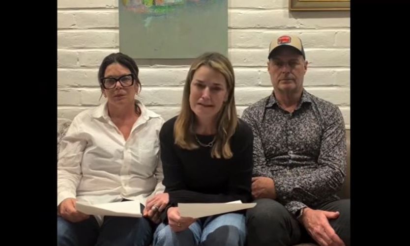 Σαβάνα Γκάθρι: Με δάκρυα στα μάτια εκλιπαρεί για την επιστροφή της μητέρας της -Το σπαρακτικό βίντεο