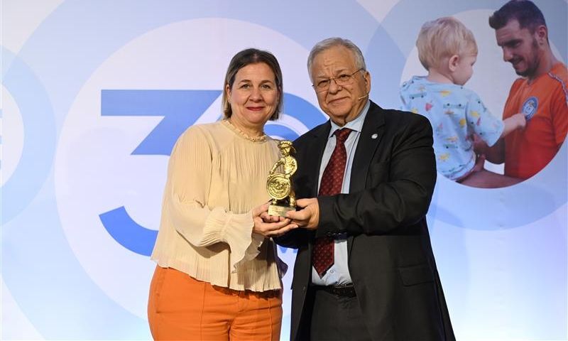 ΑΒ Βασιλόπουλος: Βραβείο «Ανδρέας Γιαννόπουλος» για διαχρονική κοινωνική της προσφορά