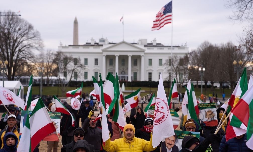 Ομάν: Σε τεντωμένο σχοινί οι διαπραγματεύσεις ΗΠΑ-Ιράν – Οι βαθιές διαφορές και ο φόβος του πολέμου