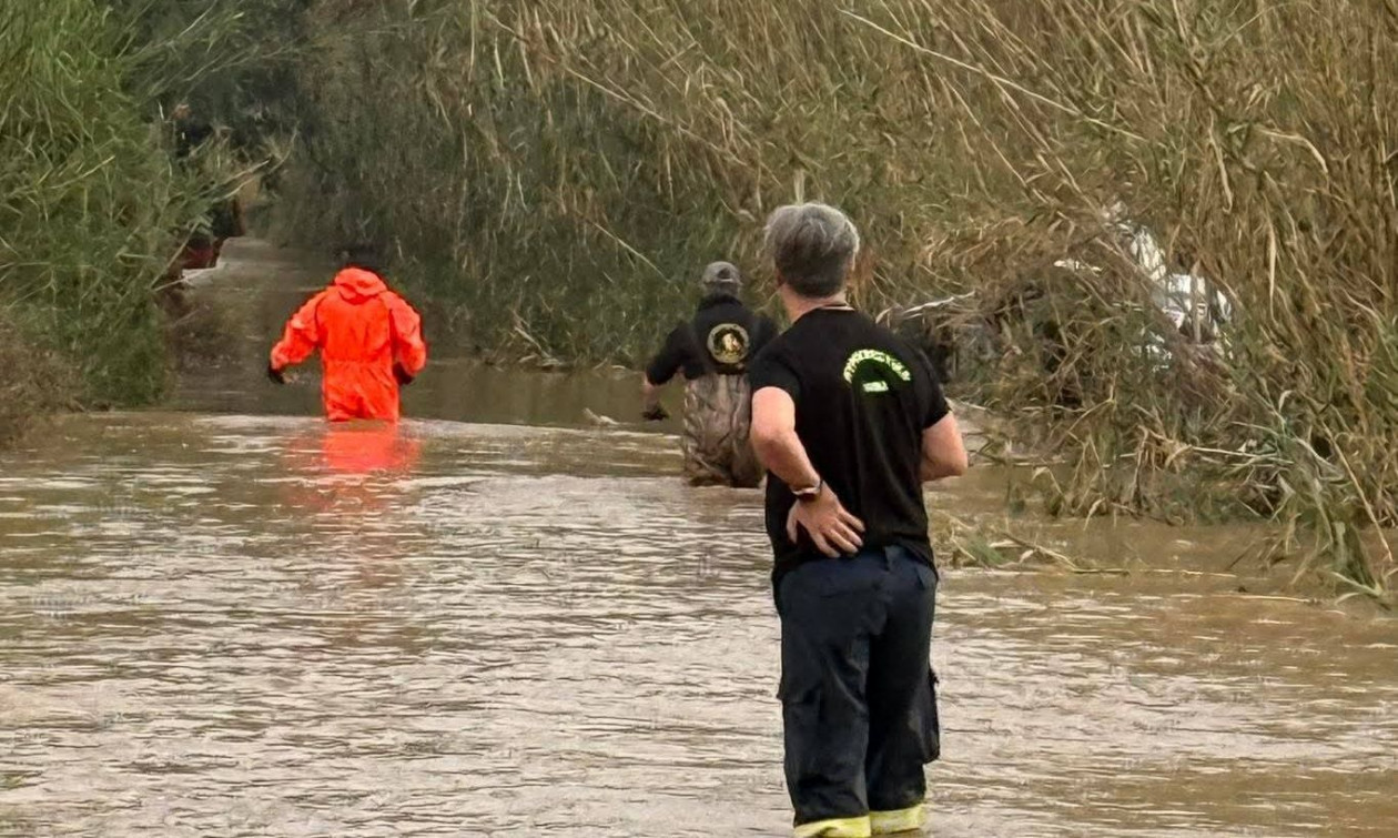 Κακοκαιρία: Προβλήματα και καταστροφές στη Μεσσηνία – Απεγκλωβισμός ατόμων από πλημμυρισμένο όχημα