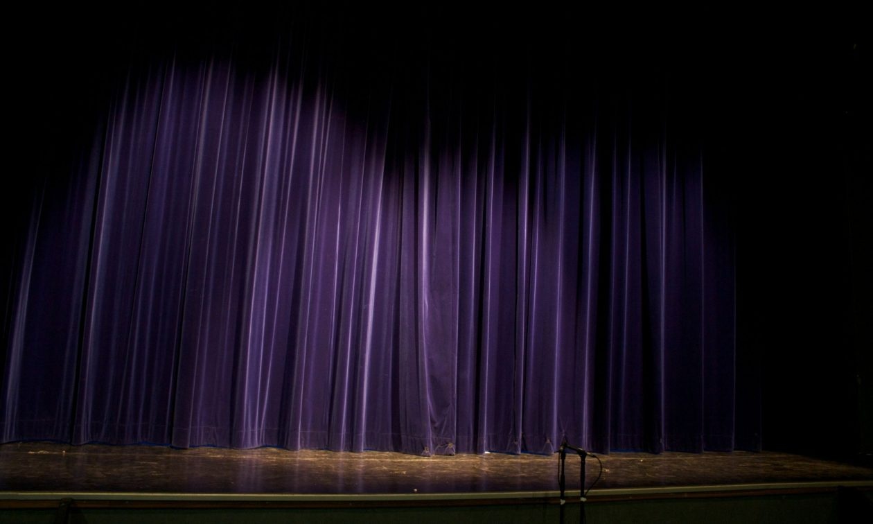 Απαλλαγή 43χρονου ηθοποιού για βιασμό και απόπειρα βιασμού, πρότεινε η Εισαγγελέας