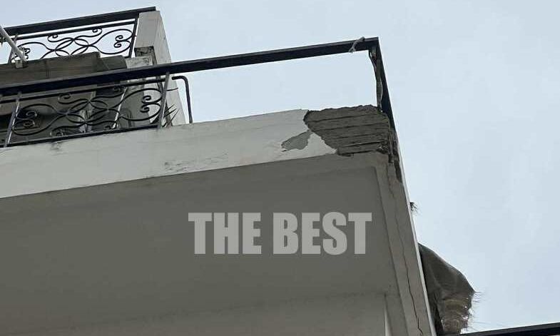 Πάτρα: Σοβάδες έπεσαν από μπαλκόνι τρίτου ορόφου σε κεντρικό πεζόδρομο