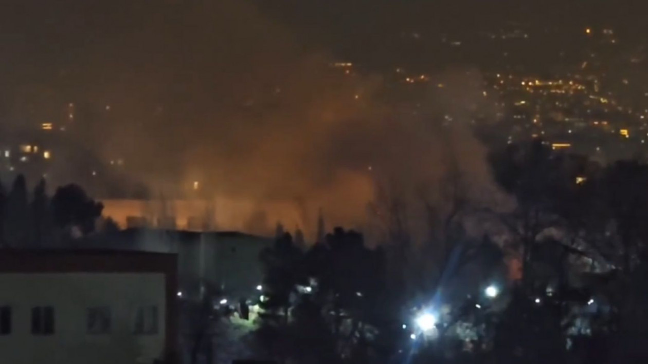 Ιράν: Μεγάλη πυρκαγιά ξέσπασε μέσα σε στρατόπεδο της Τεχεράνης