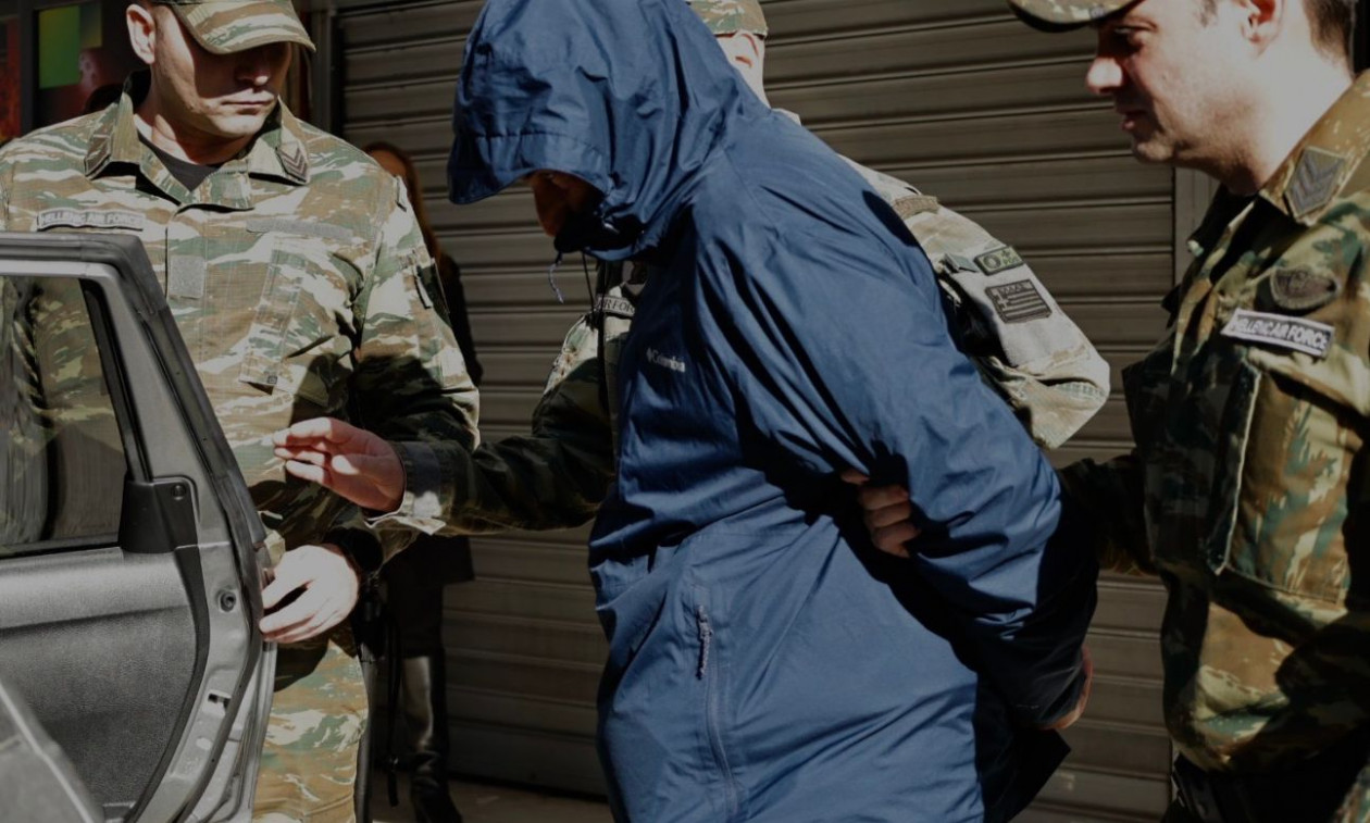 Πρόδιδε τα μυστικά για χιλιάδες… γουάν – Νέες αποκαλύψεις για τον σμήναρχο-κατάσκοπο της Κίνας