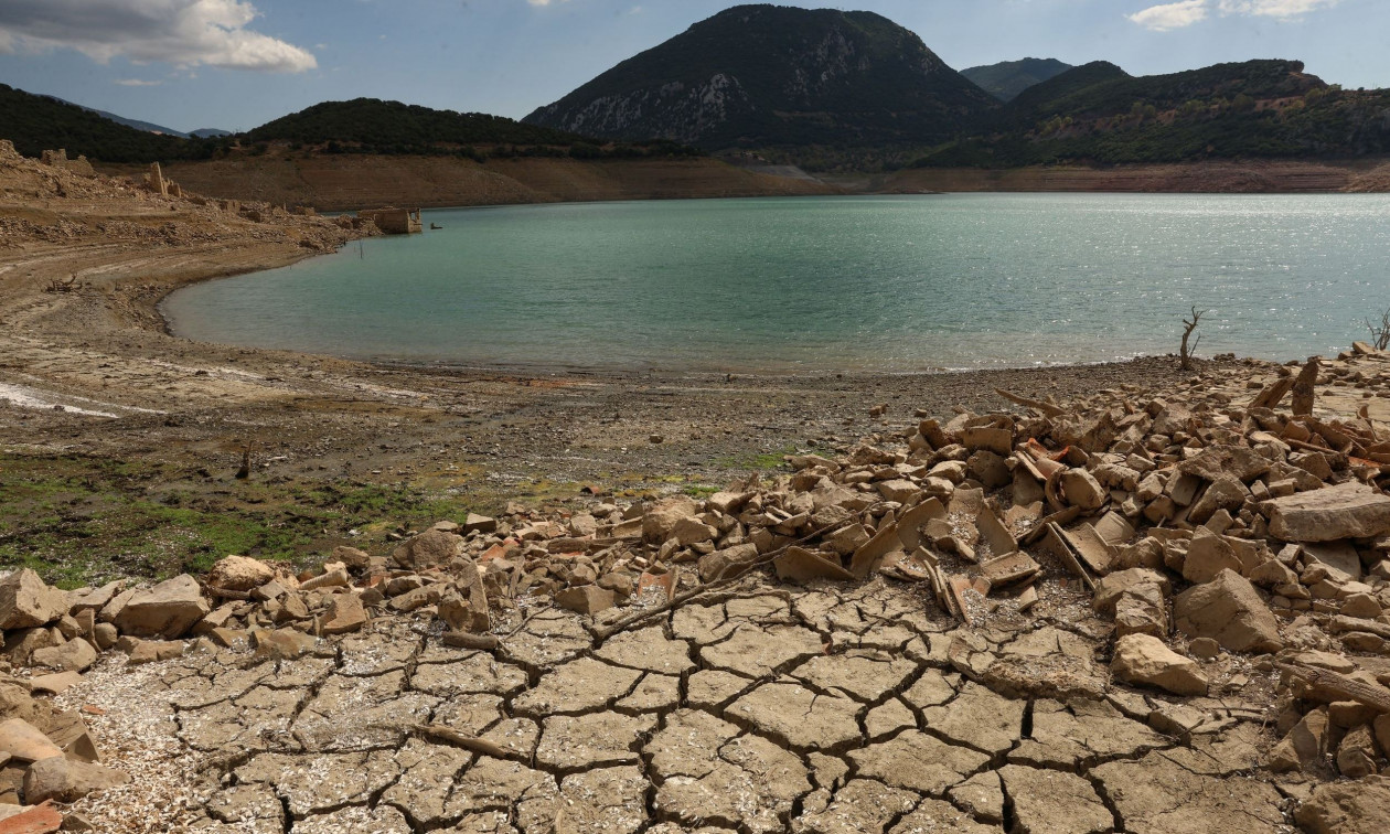Τσατραφύλλιας για το νερό στον Μόρνο: Ανέβηκαν τα αποθέματα, πάμε καλά, αλλά όχι… άνετα