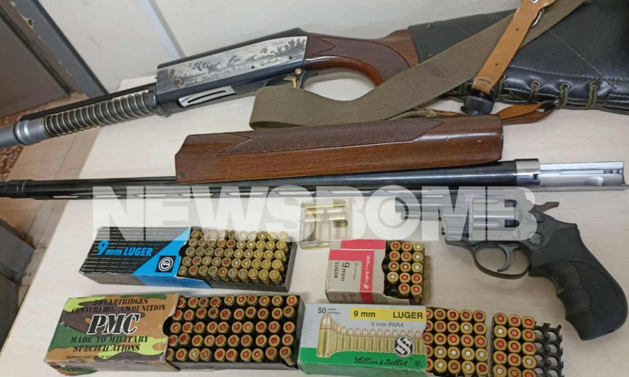 «Λαβράκι» στα Εξάρχεια: 20χρονος κυκλοφορούσε στο κέντρο με σφαίρα στην τσάντα