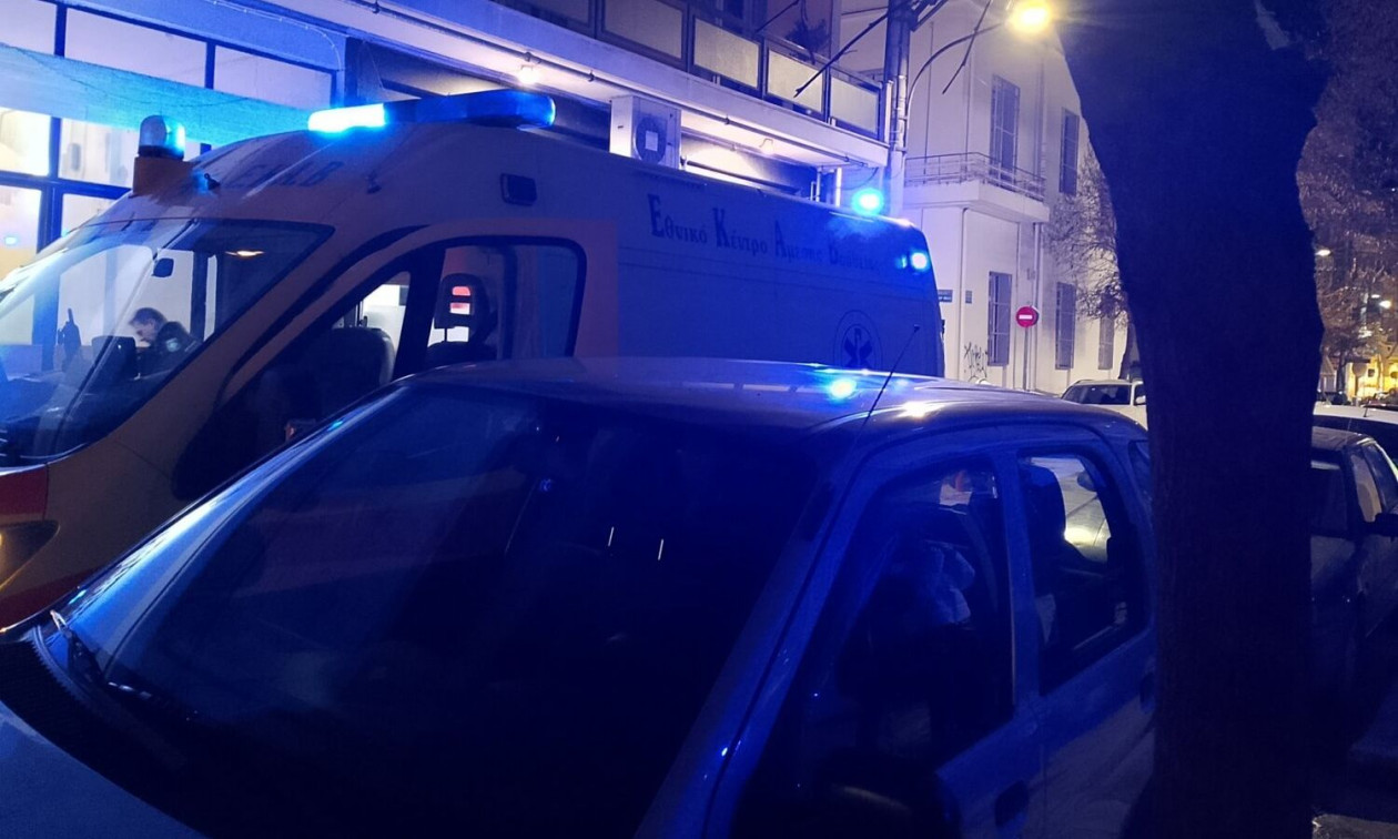 Λάρισα: Αιματηρή συμπλοκή νεαρών αλλοδαπών σε πολυκατοικία – Ένας τραυματίας από μαχαίρι