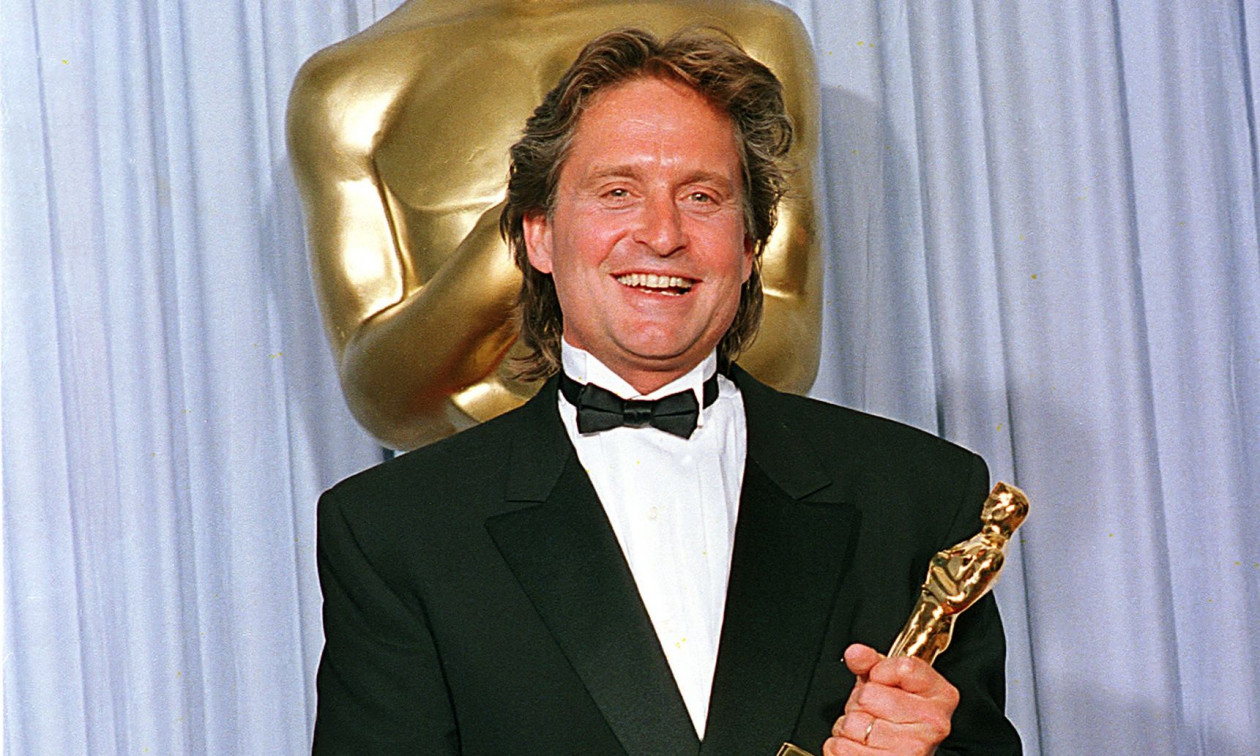 Όταν η ιστορία γράφεται αλλιώς: Πώς ο Μάικλ Ντάγκλας θα έχανε το Όσκαρ Α΄ Ανδρικού Ρόλου το 1988