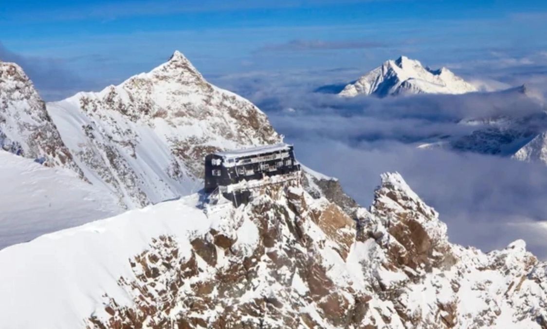 Margherita Hut: Το ψηλότερο κτίριο της Ευρώπης στα 4.554 μέτρα στις ιταλικές Άλπεις